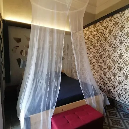 L'antico Palazzo Affittacamere Catania